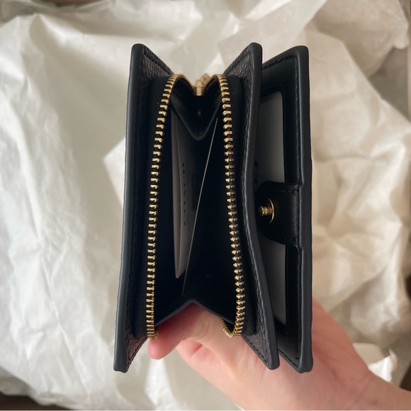 Coach Snap Wallet NWT Black Gold Leather Luxury Minimalist Chic Winter Spring - Picture 2 of 3